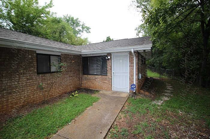 1st image of 6237 Stockton Dr APT B