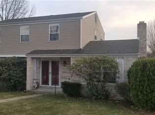 52 Dover Rd, Irwin, PA 15642