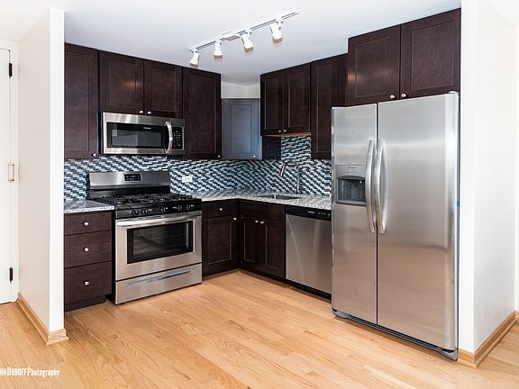 4th image of 1960 N Lincoln Park W APT 1505