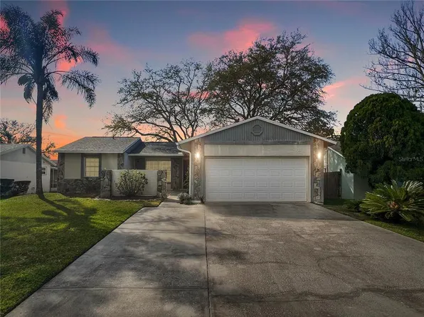 5127 Larch Ln, New Port Richey, FL 34653