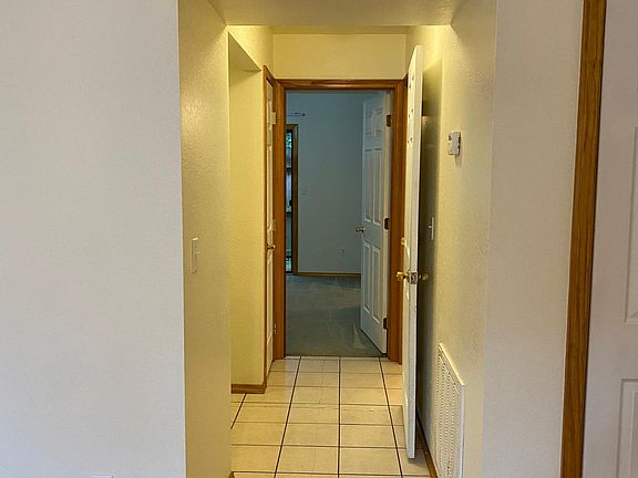 5th image of 2220 N Illinois Ave #H