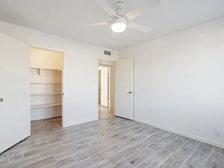 2548 N 68th Pl — Photo 23