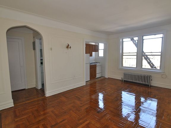 5th image of 41-15 46th St #D6