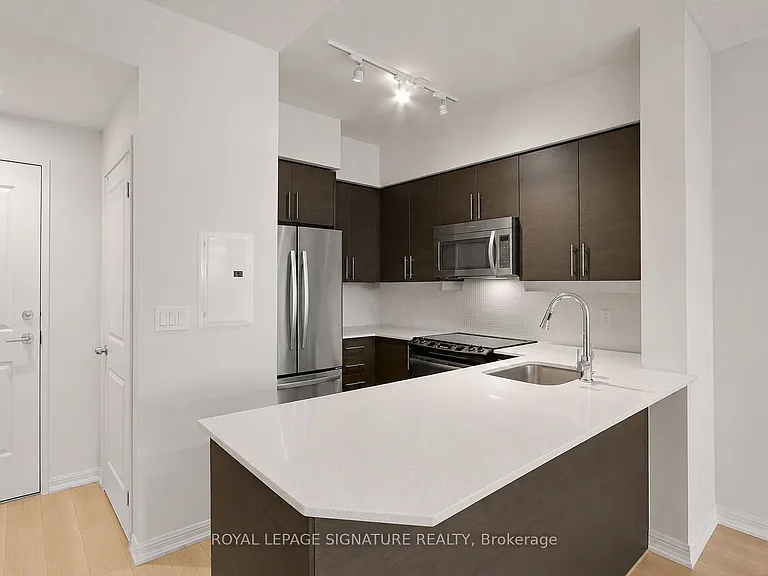 125 Western Battery Rd #2609 — Photo 6