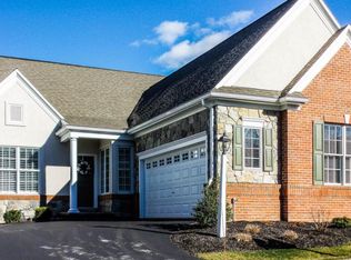 3 Fiddlers Grn, Lancaster, PA 17602