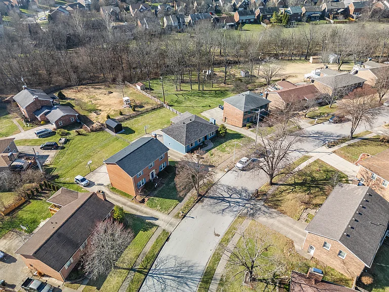4357 Clemens Dr — Photo 42