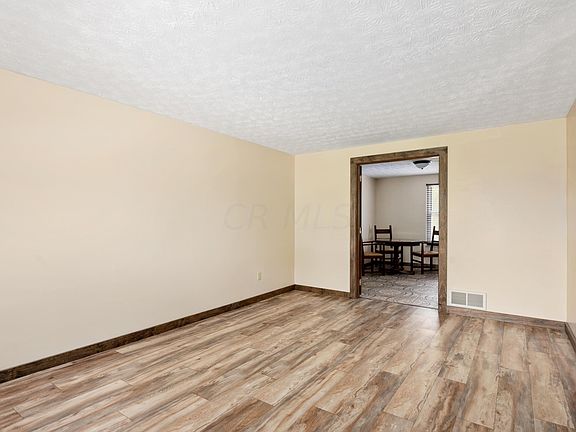 4th image of 8625 Meadowton Ct