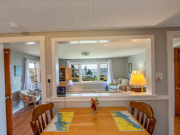 21 Cedar Beach Rd — Photo 11