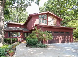 4325 Eisenhower Cir, Hoffman Estates, IL 60192