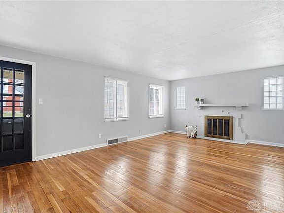 5th image of 500 Schuyler Dr