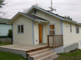 511 NE 2nd St, Toledo, OR 97391