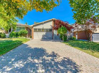 6 Sunvale Dr, Toronto, ON M9R1Z3