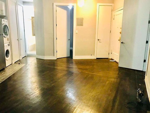 4th image of 51 W Mosholu Pkwy N APT 5B