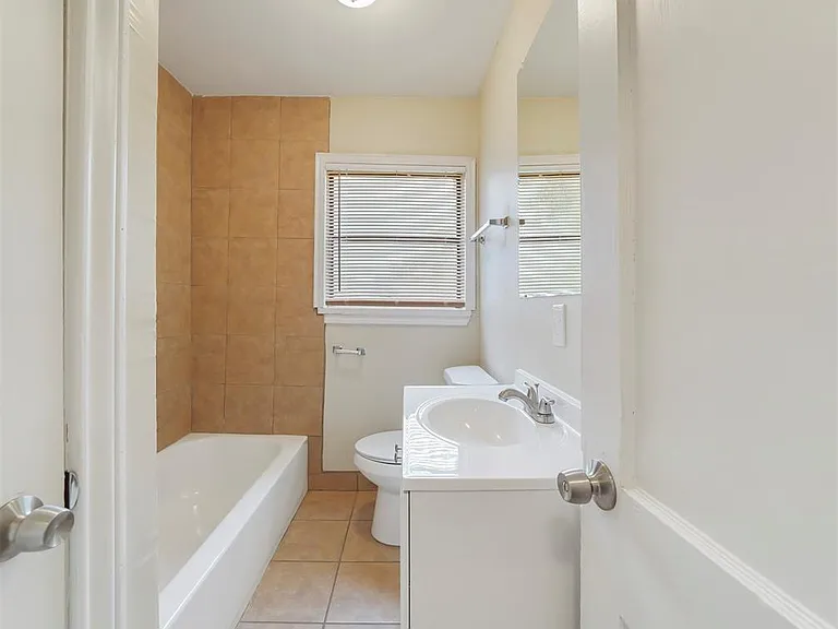 1601 Alabama St — Photo 12