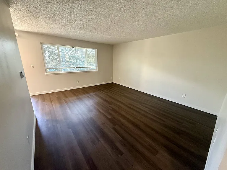 Sandman Apartments — Photo 29