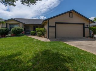 612 Julian St, Redding, CA 96003