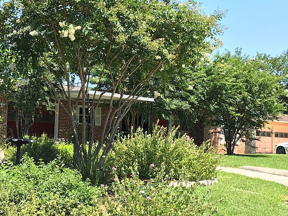 5th image of 8426 Republic Dr