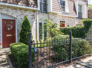 2764 Chateau Cir S, Columbus, OH 43221