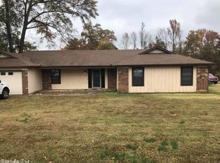 6 Neal St, Bryant, AR 72022
