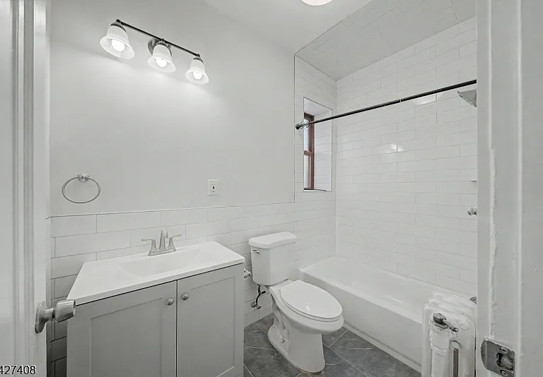 204 Church St #2B — Photo 12