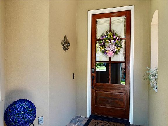 3rd image of 350 N Orchard Ln