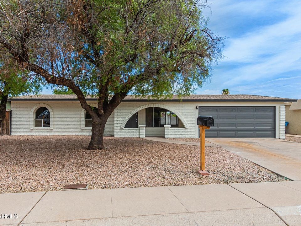 1st image of 3028 E Dahlia Dr