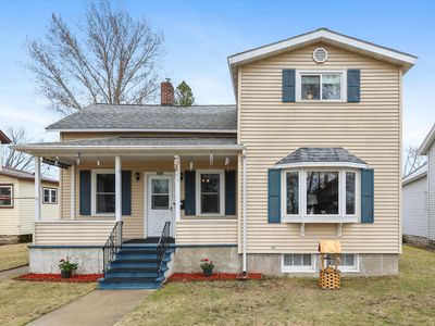 828 Terrace Ave, Marinette, WI, 54143