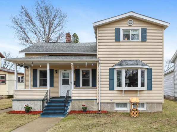 828 Terrace Ave, Marinette, WI 54143