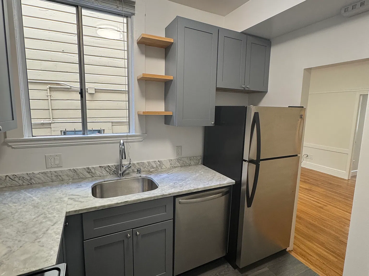 2 bed, 686 sqft, $5,250 — Photo 4