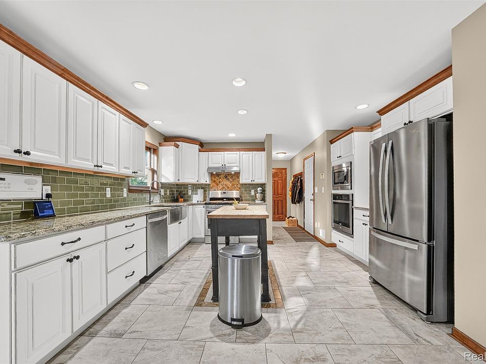 1165 Joanwood Dr, photo 22