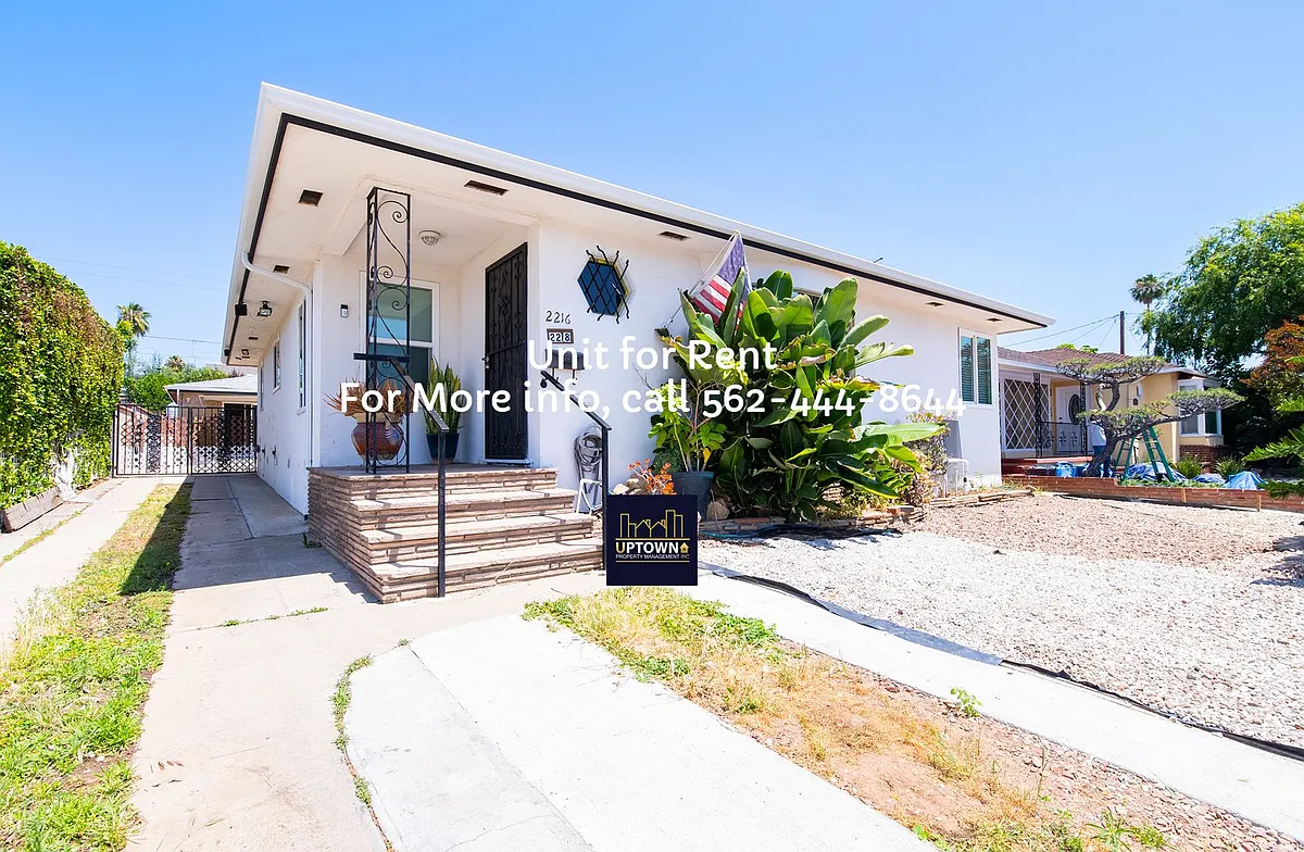 Building Photo - 2216 W Harding Ave