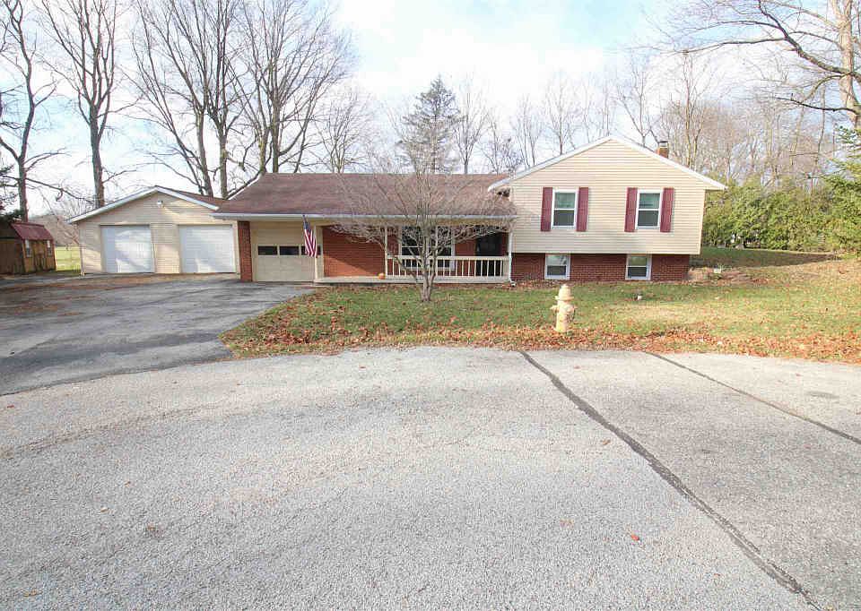 1st image of 732 Shady Ln