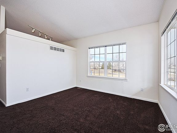 4th image of 1811 Fountain Ct #1811