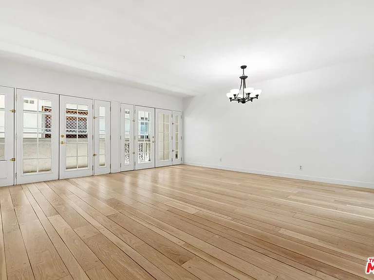 11970 Montana Ave #104 — Photo 12