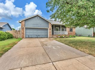 2306 S Covington St, Wichita, KS 67209