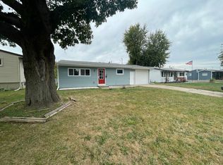 209 N 14th Ave, Marshalltown, IA 50158
