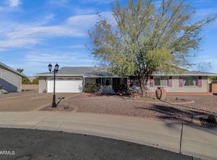 10320 W Willie Low Cir, Sun City, AZ 85351