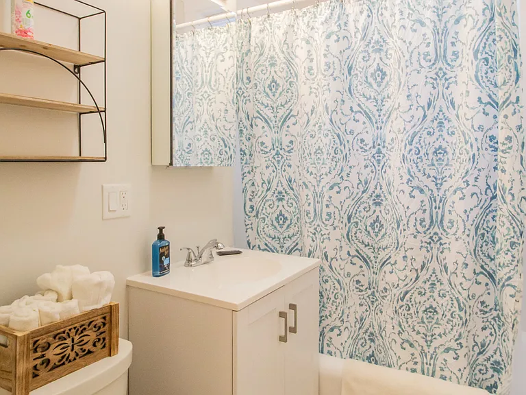 191 Kent St #4 — Photo 25