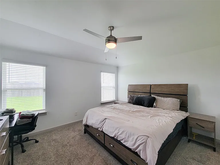 7919 Grey Wolfe Ln — Photo 17