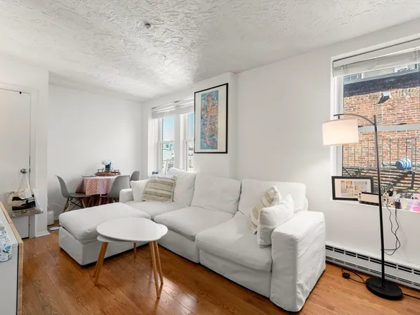 328 Commercial St APT 53, Boston, MA 02109