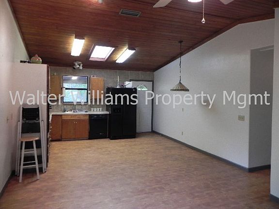 2nd image of 2698 San Juan Dr