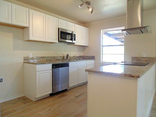 3rd image of 102 Joseph Dr