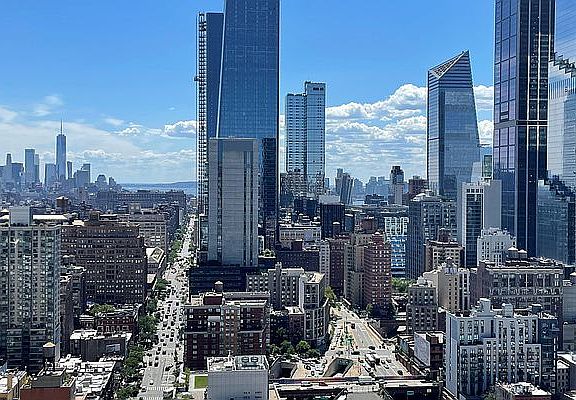 3rd image of 400 W 42nd St #23J