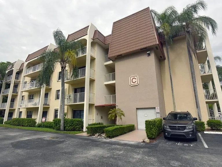 9301 SW 92nd Ave #219-C — Photo 10