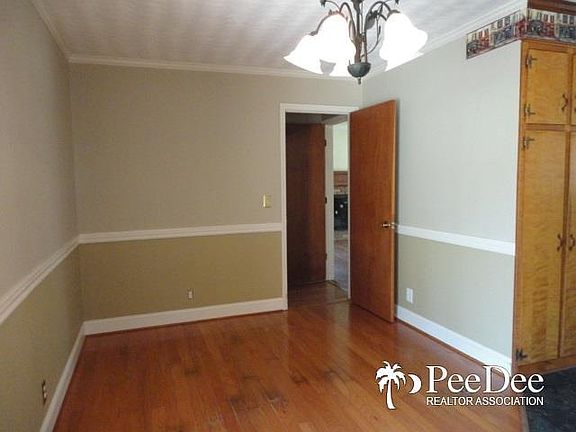4th image of 3708 E Hoyt St