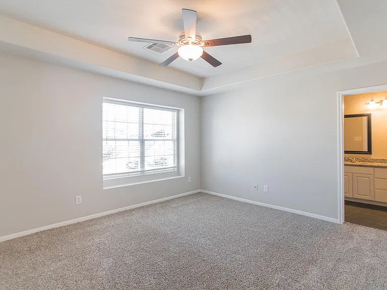 22519 Goss Spring Ct — Photo 33