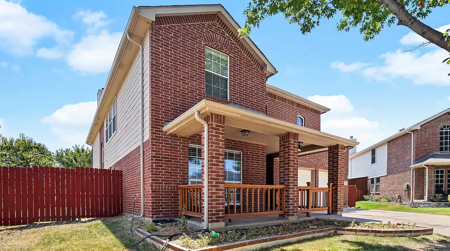 4440 Ravensbrook Ct — Photo 1