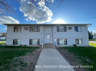 3705 S Cathy Ave #2, Sioux Falls, SD 57106