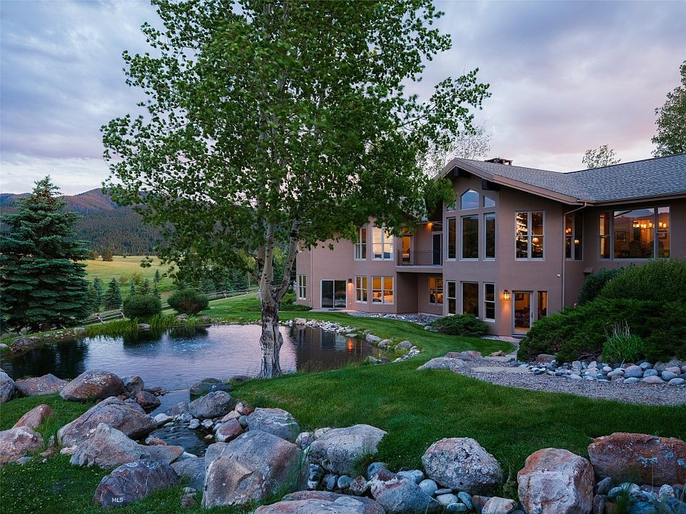1st image of 450 Star Ridge Rd