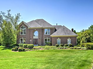 6N547 Promontory Ct, St Charles, IL 60175